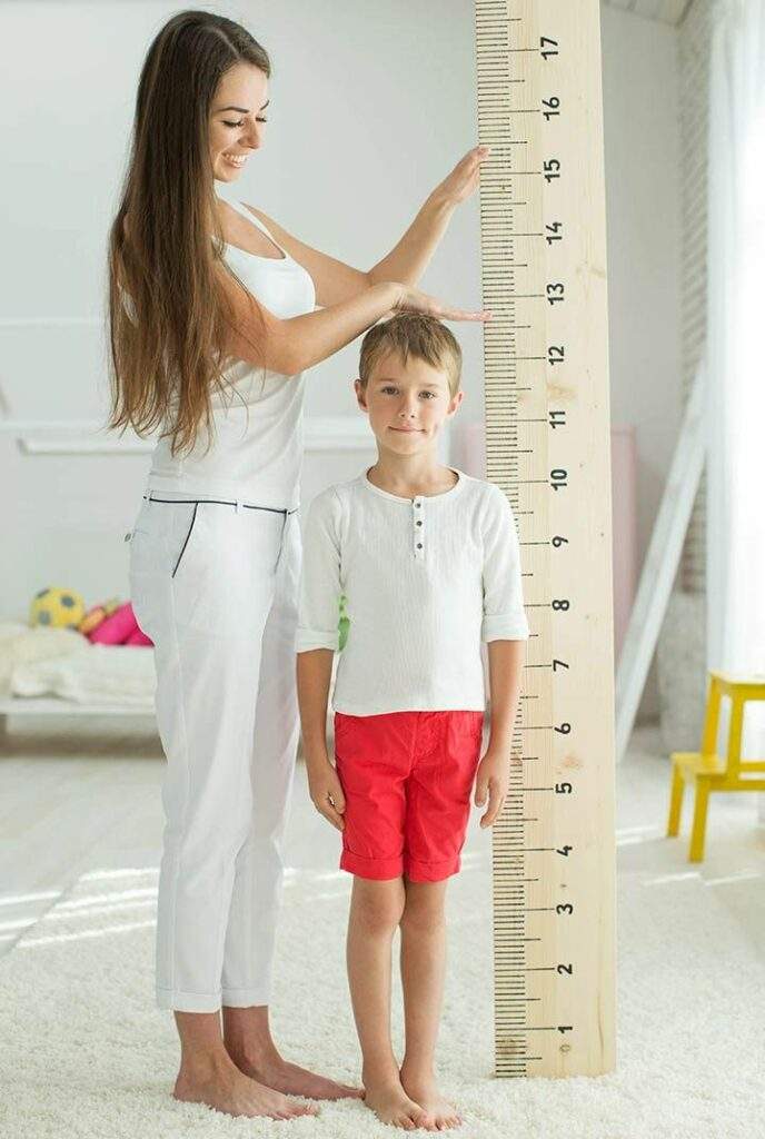a height weight chart based on age to monitor your child's growth